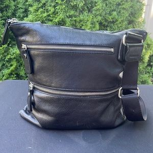 Margot leather crossbody bag
